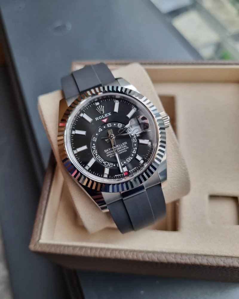 ROLEX OYSTER PERPETUAL SKY DWELLER