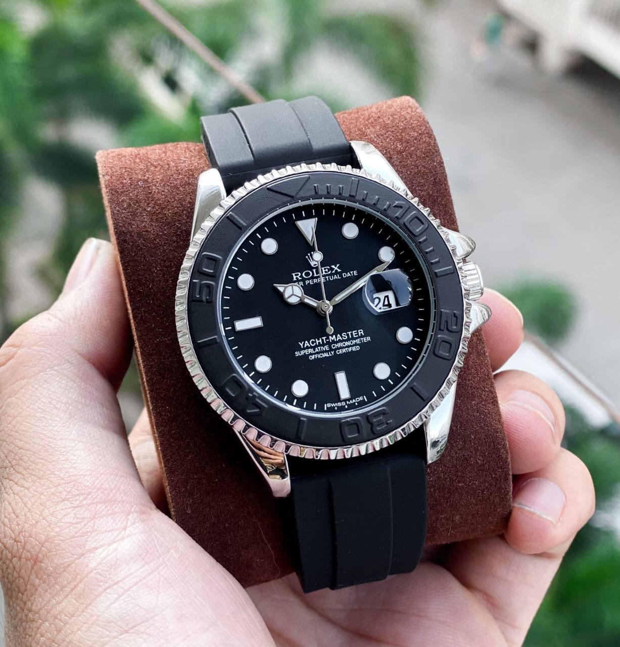 ROLEX OYSTER PERPETUAL YACH MASTER (SILVER/BLACK) WATCH