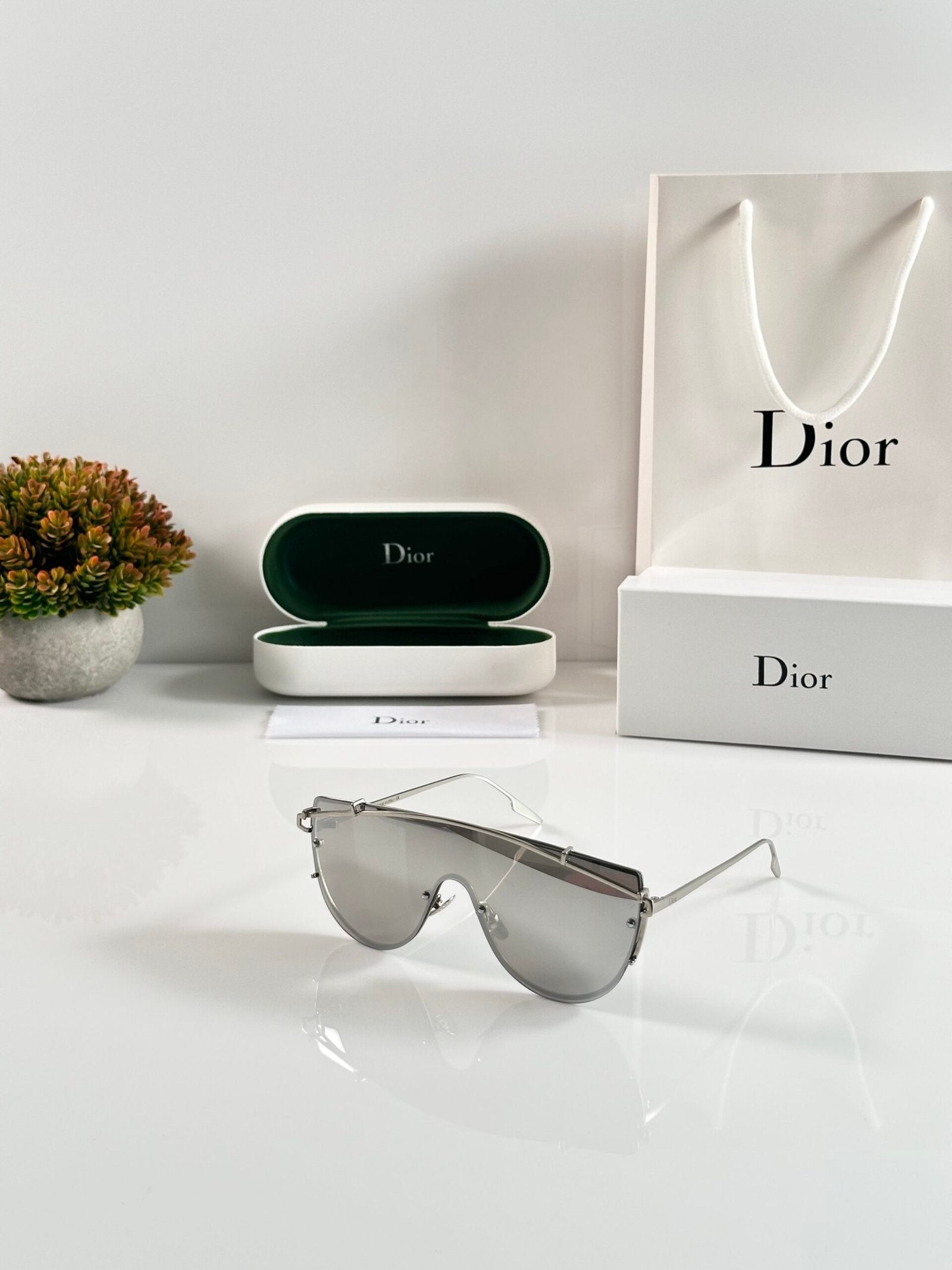 Dior_2054_Silver_Mercury