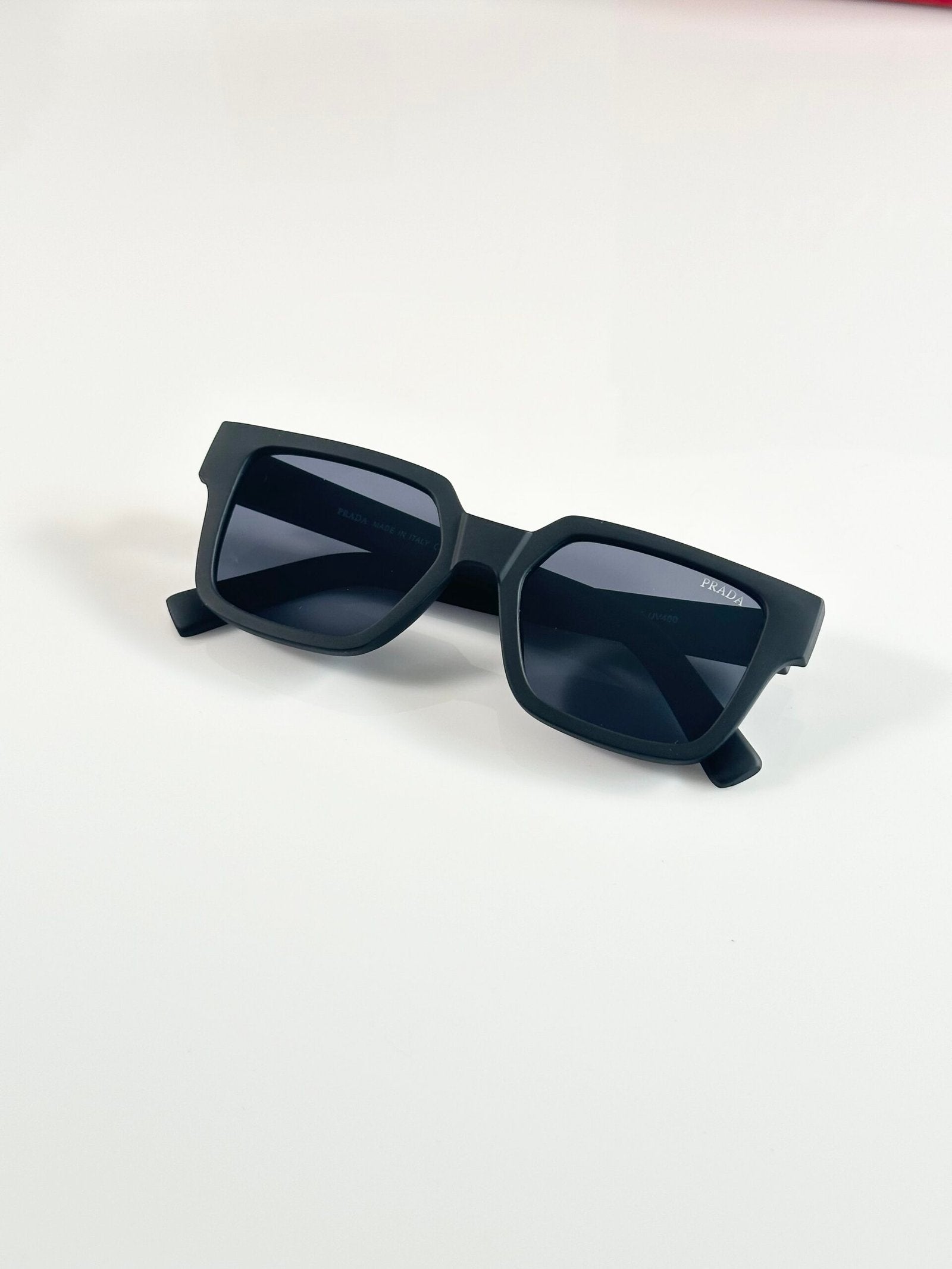 Prada_8720_Mate_Black