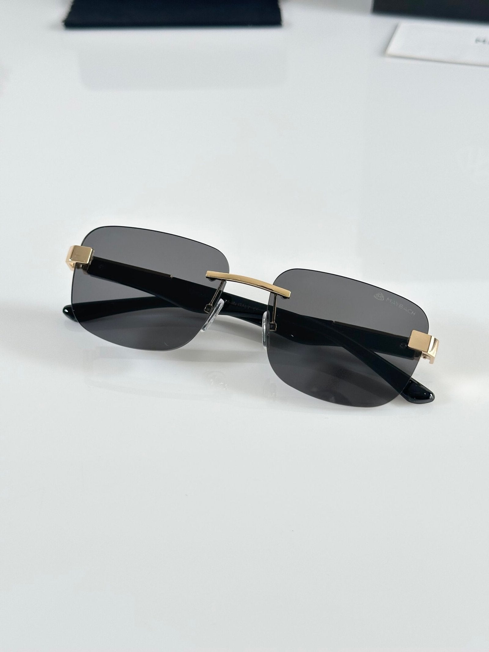 Maybach X Maybahe 1030 Gold Black