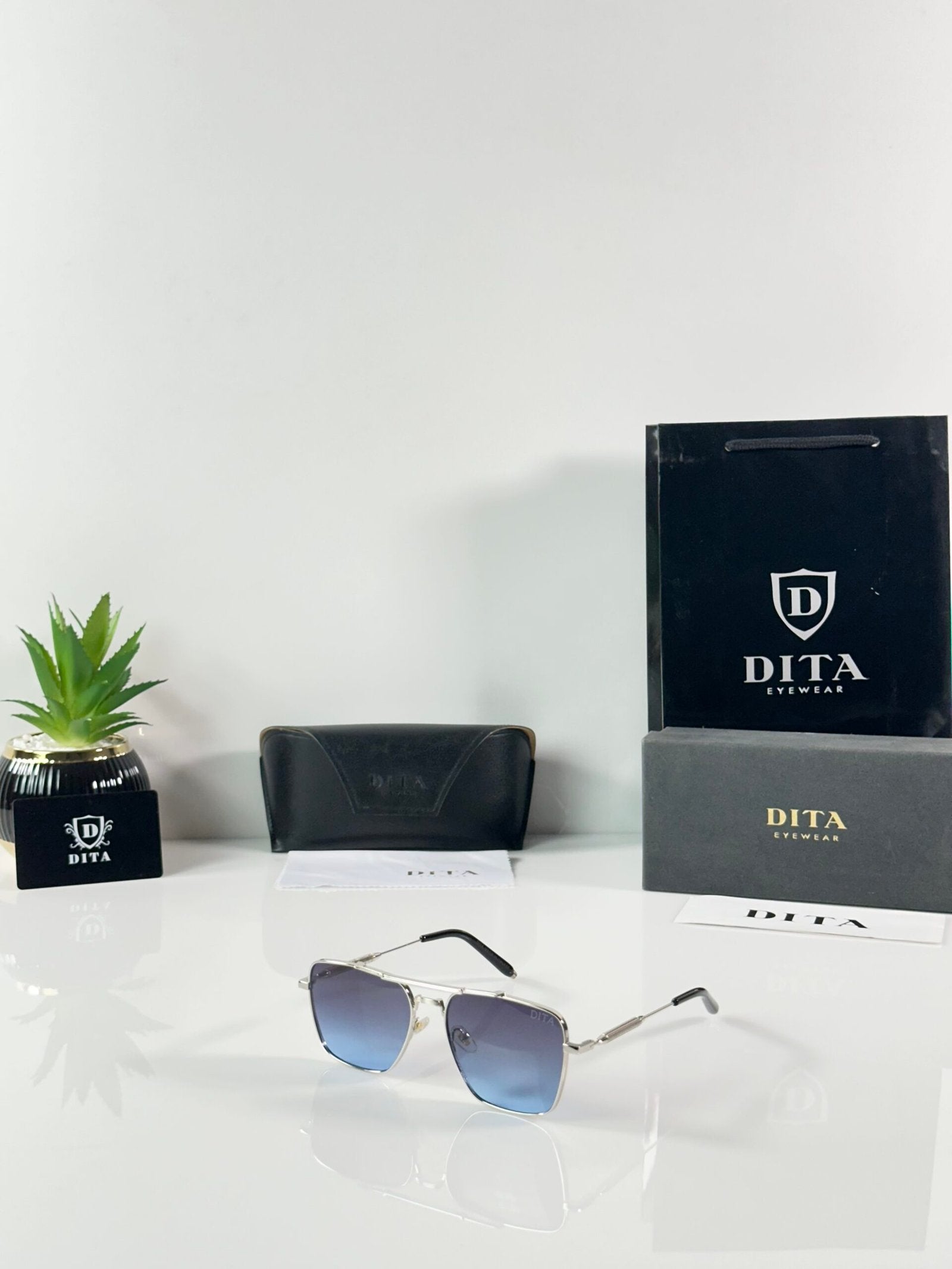 Dita 143 Silver Blue