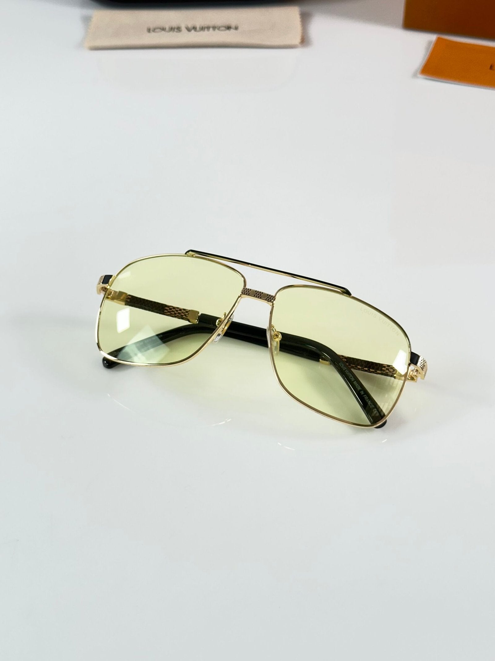 LV 0036 Gold Yellow