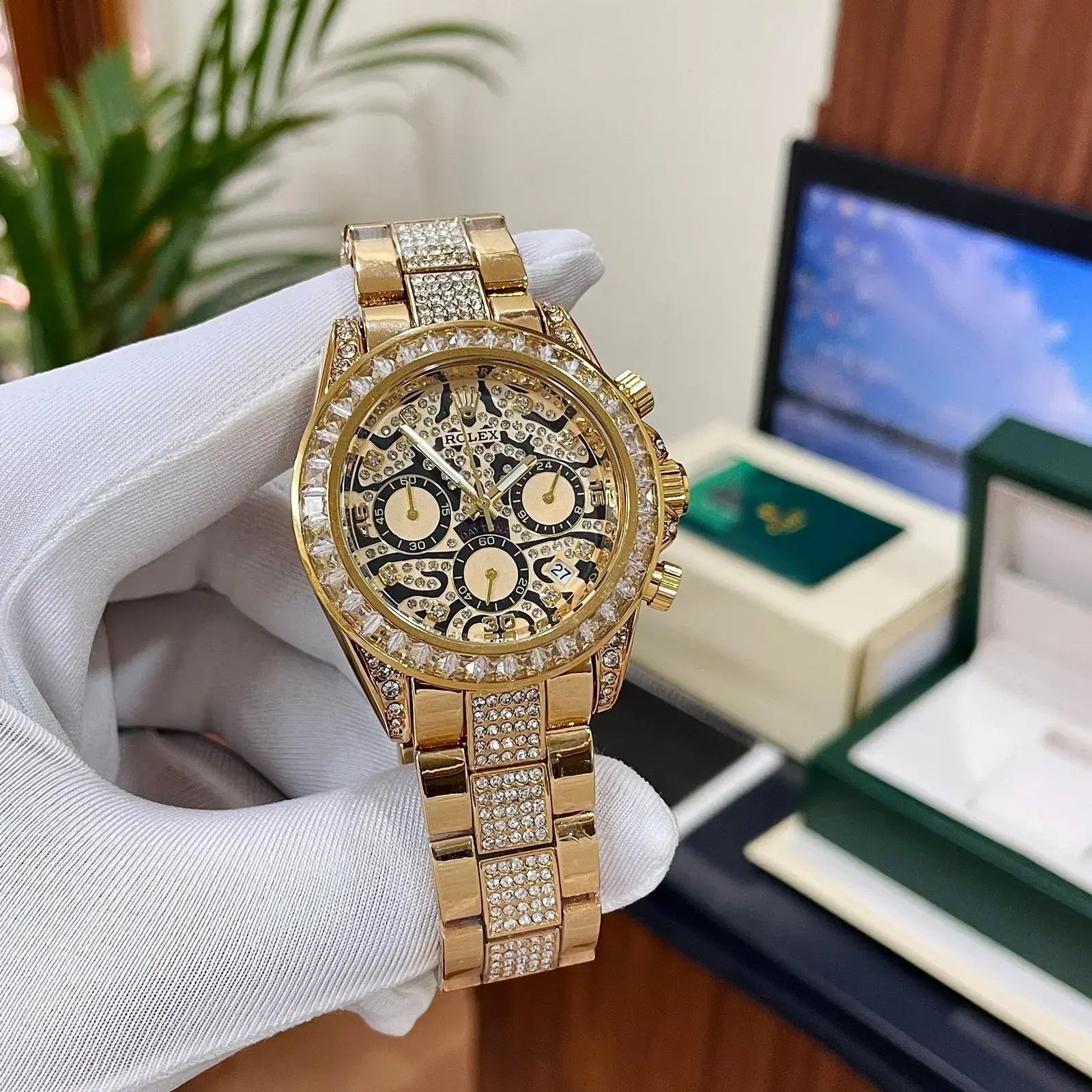 Rolex Daytona Ramzan Special Gold Diamond Metal Watch