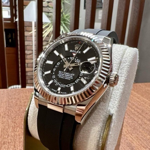 ROLEX OYSTER PERPETUAL SKY DWELLER