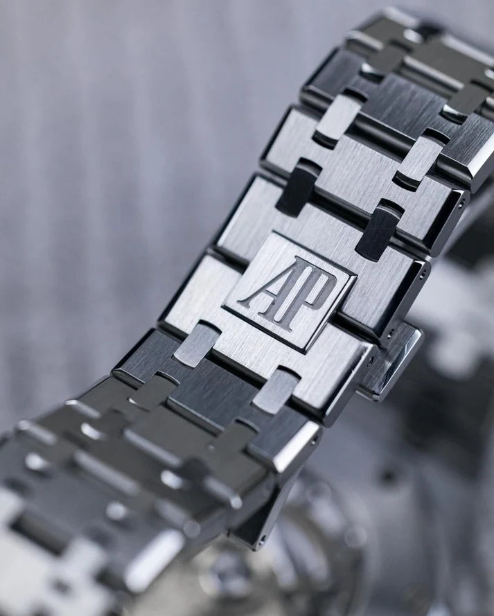 Audemars Piguet AP Royal Oak Silver Black Metal